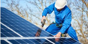 Installation Maintenance Panneaux Solaires Photovoltaïques à Saint-Savournin